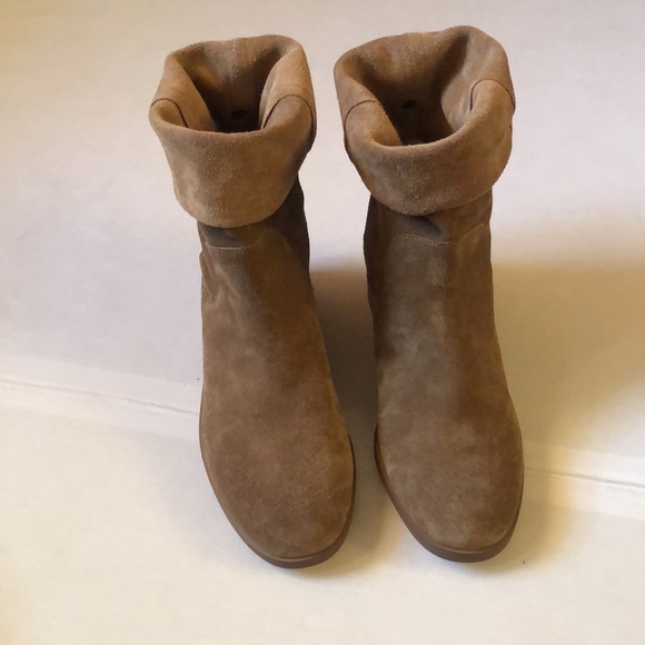 SOLE SOCIETY SUEDE LEATHER BOOTS/NWOT - Picture 13 of 17